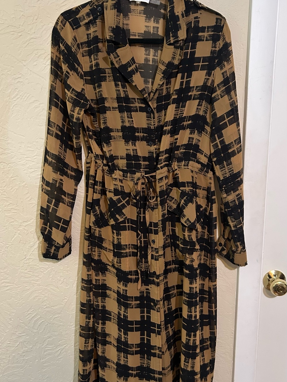 Calvin Klein Black and Tan Long Sleeve Shirt Dress